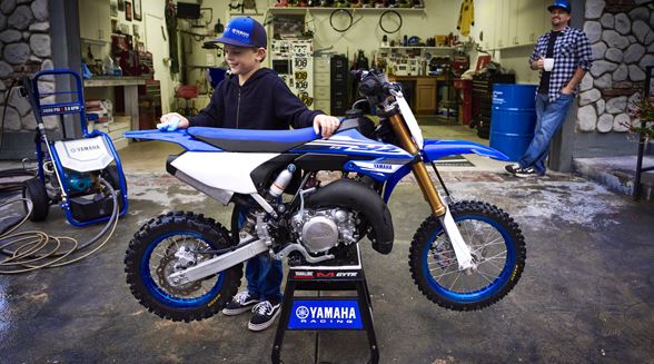 YZ65 - ein idealer Einstieg in den Motocross-Sport für die Champions von morgen.