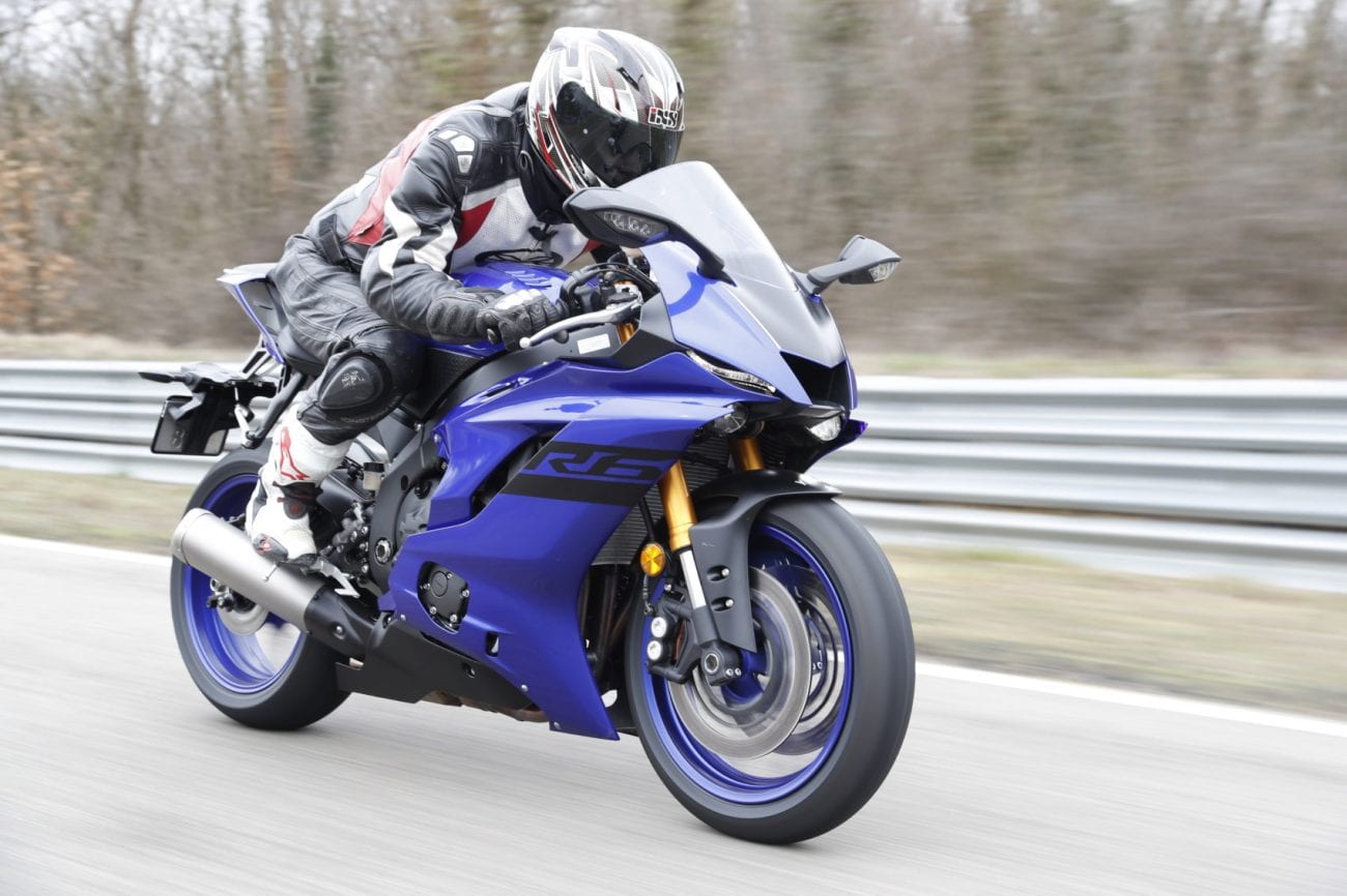 Yamaha YZF-R1