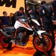 KTM 890 Duke R