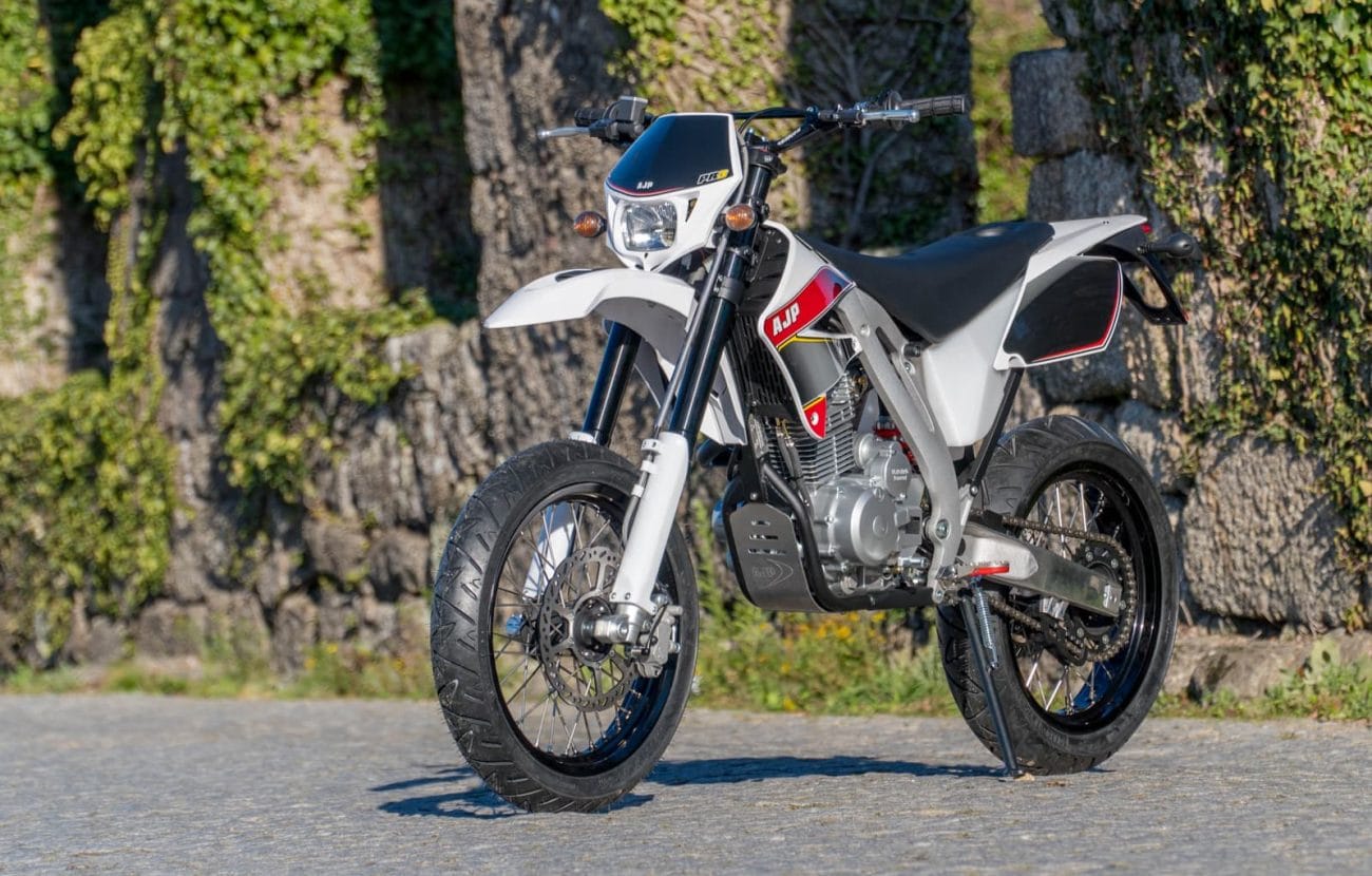 AJP Supermoto-SM