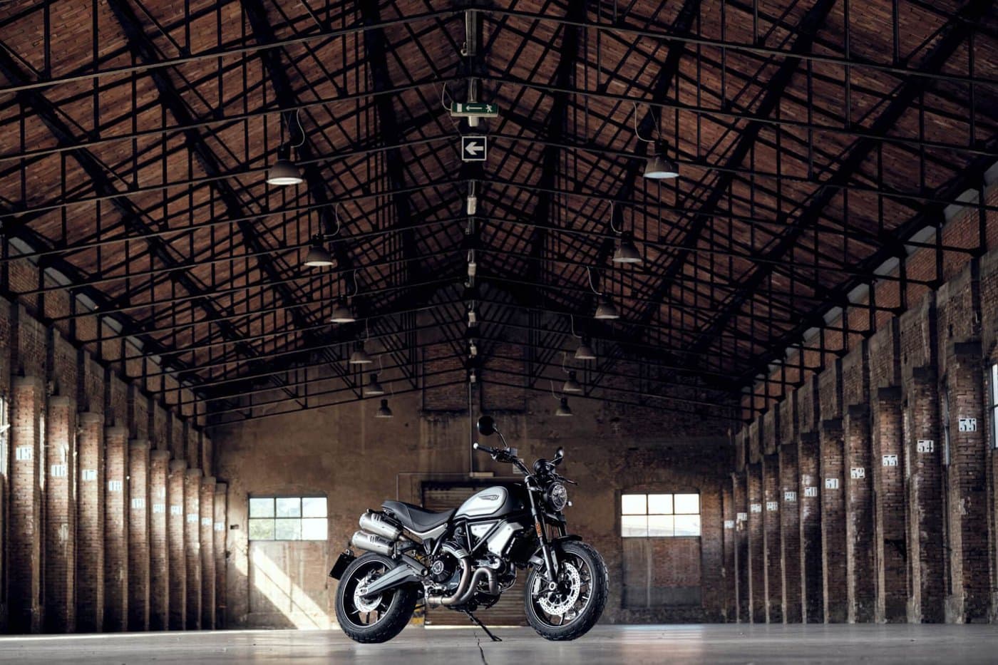 Ducati Scrambler 1100 Dark Pro 2