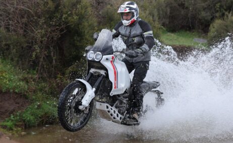 Ducati_DesertX