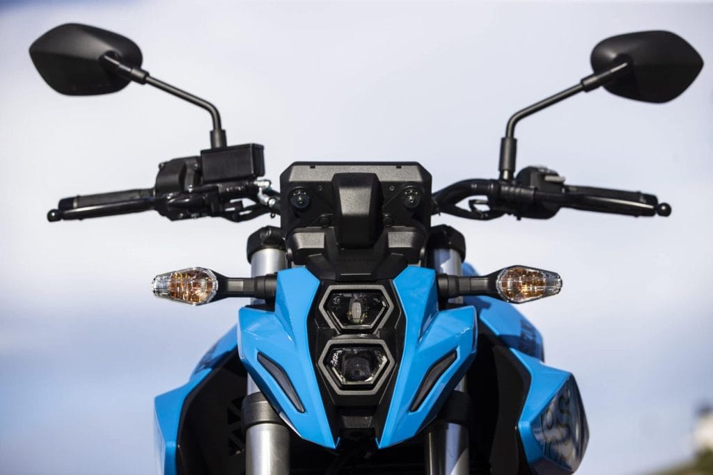 Suzuki GSX-8S Test