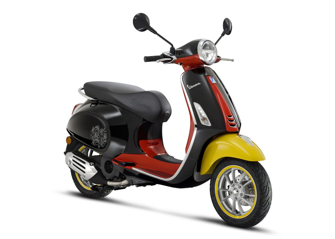 Vespa Primavera Disney Mickey Mouse