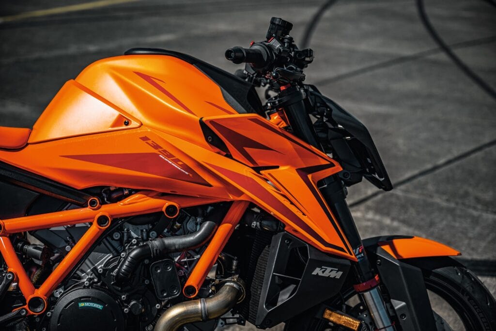 KTM 1390 Super Duke R