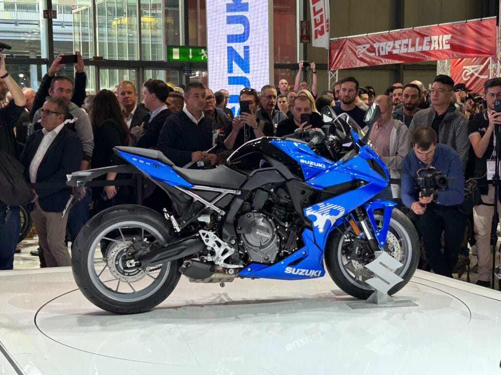 Suzuki GSX-8R