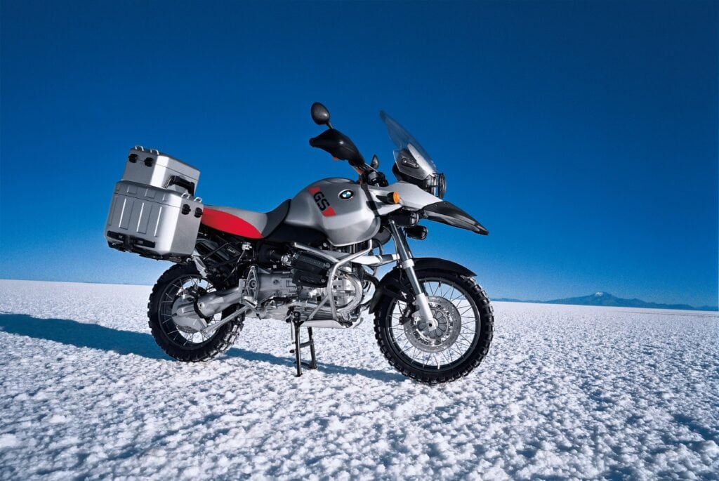 Die erste Adventure, Zusatzversion der R 1150 GS. Zu haben von 2002 bis 2006.