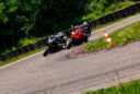 Ducati Panigale V2 vs. Yamaha R9